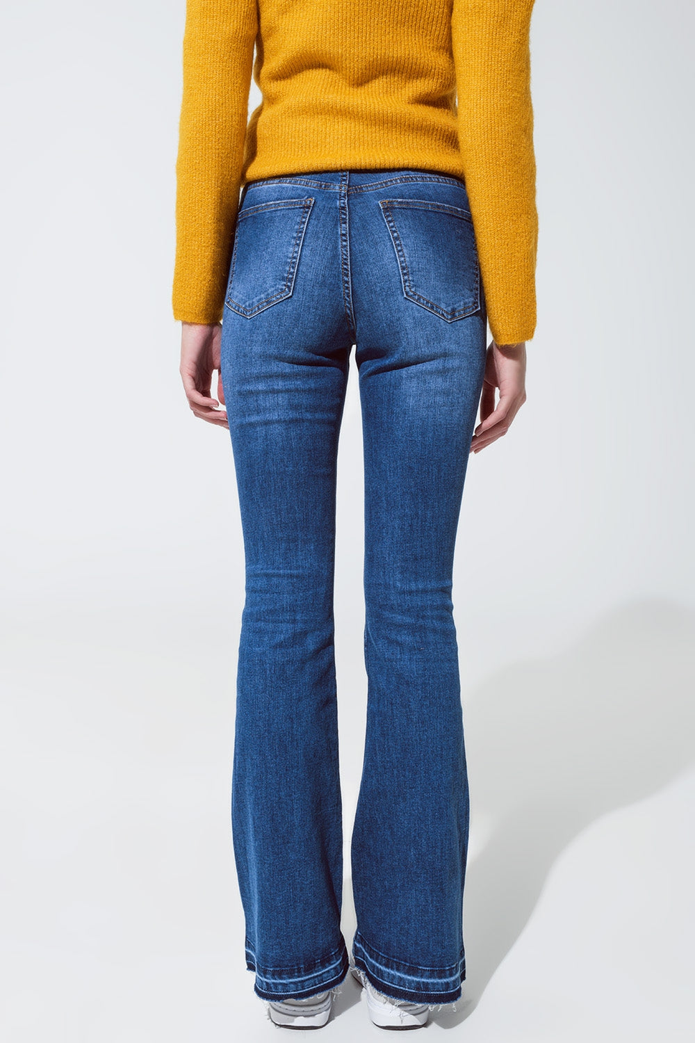 Vaqueros skinny acampanados azul medio Q2