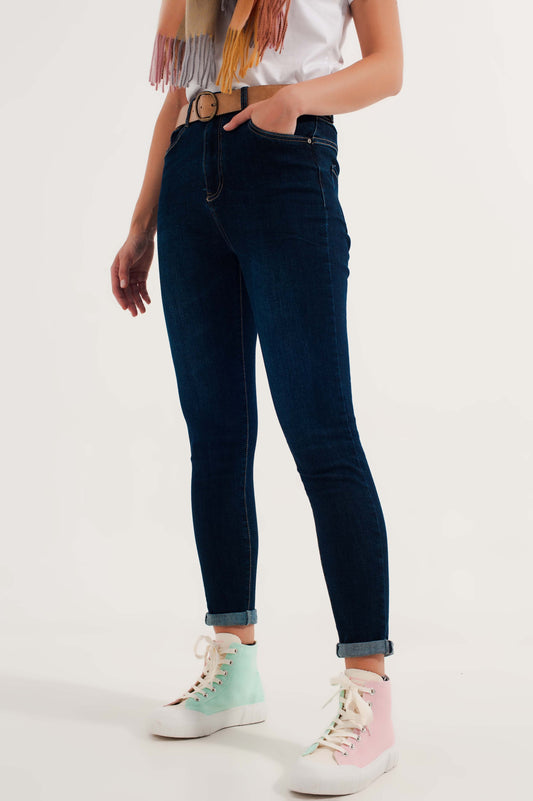 Q2 Vaqueros skinny azul medio elásticos de corte pitillo