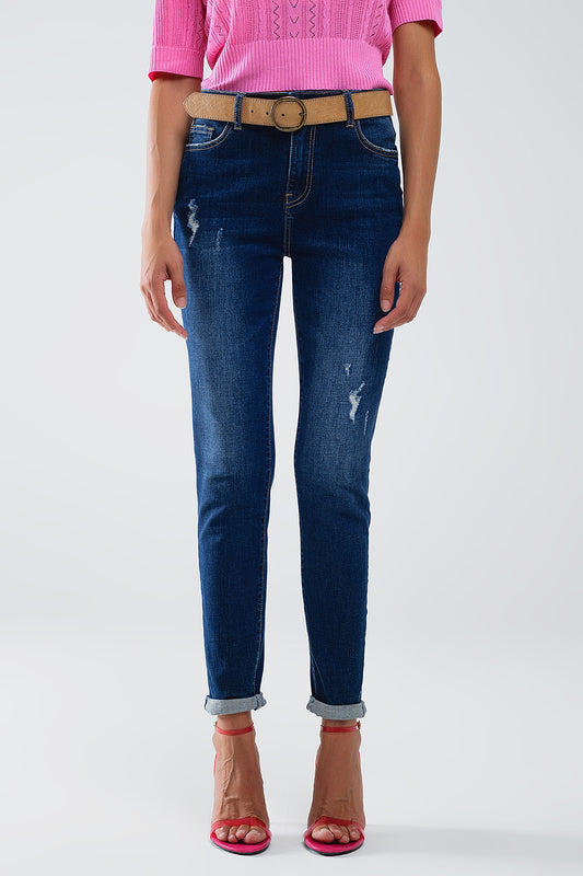 Q2 Vaqueros super ajustados desgastados en denim elástico con lavado oscuro