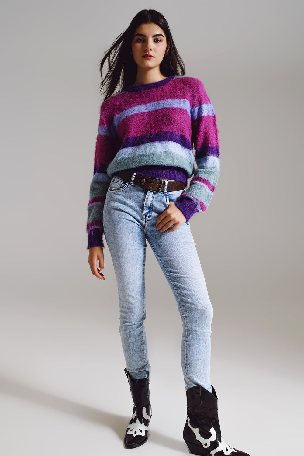 Vaqueros super skinny en talle medio con lavado azul claro Q2