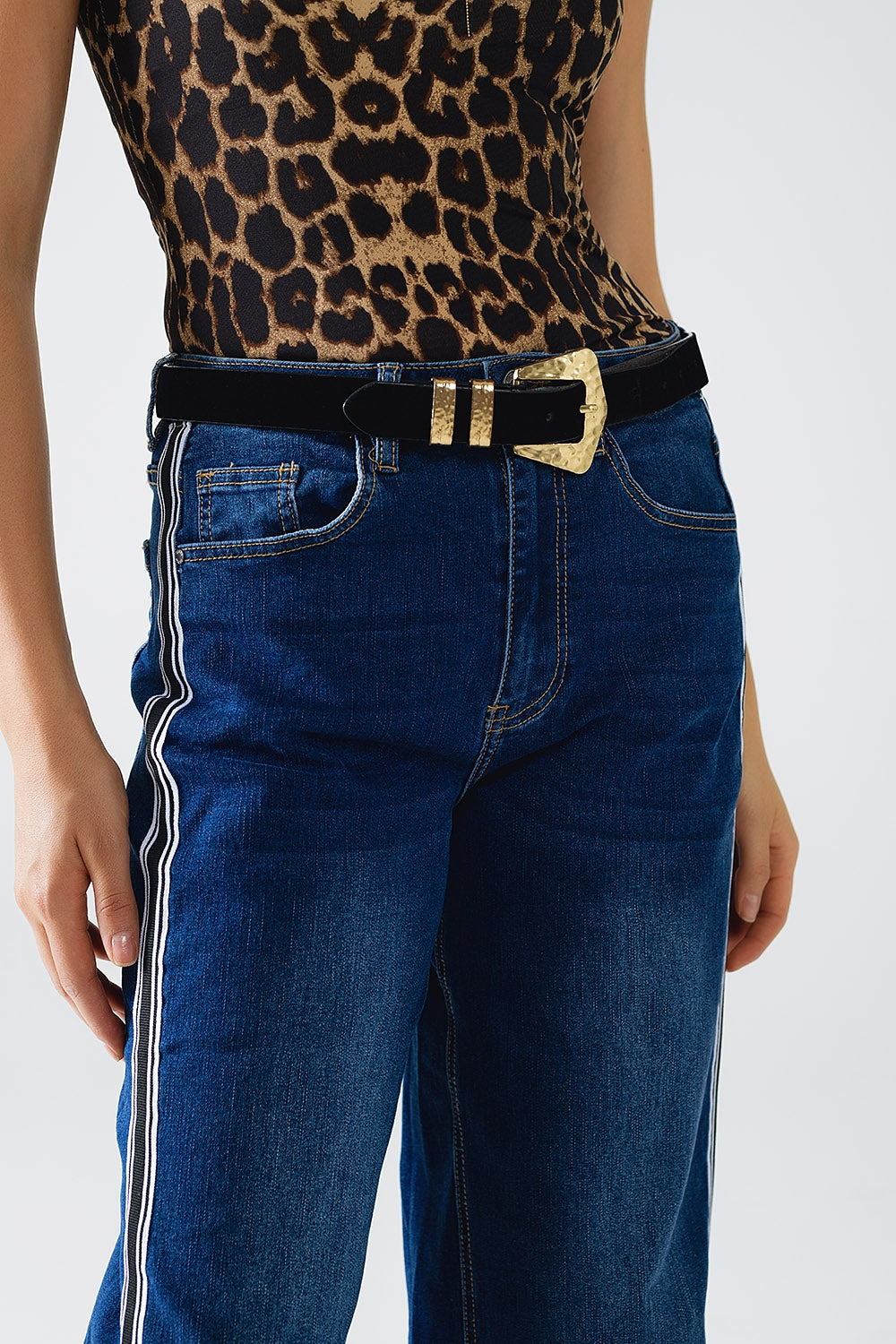 Vaqueros super Wide Leg con raya lateral Q2