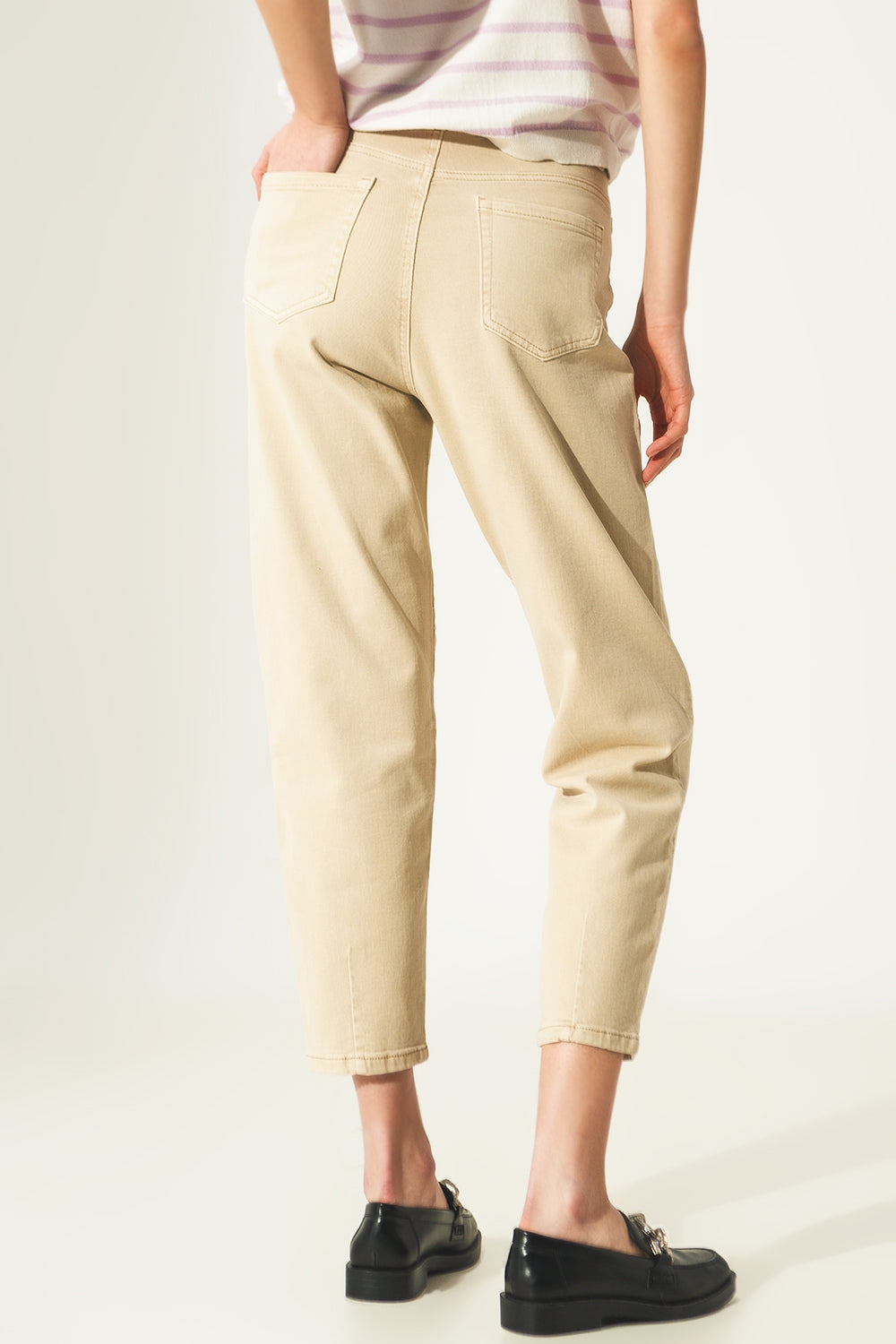 Vaqueros tobilleros en beige Q2