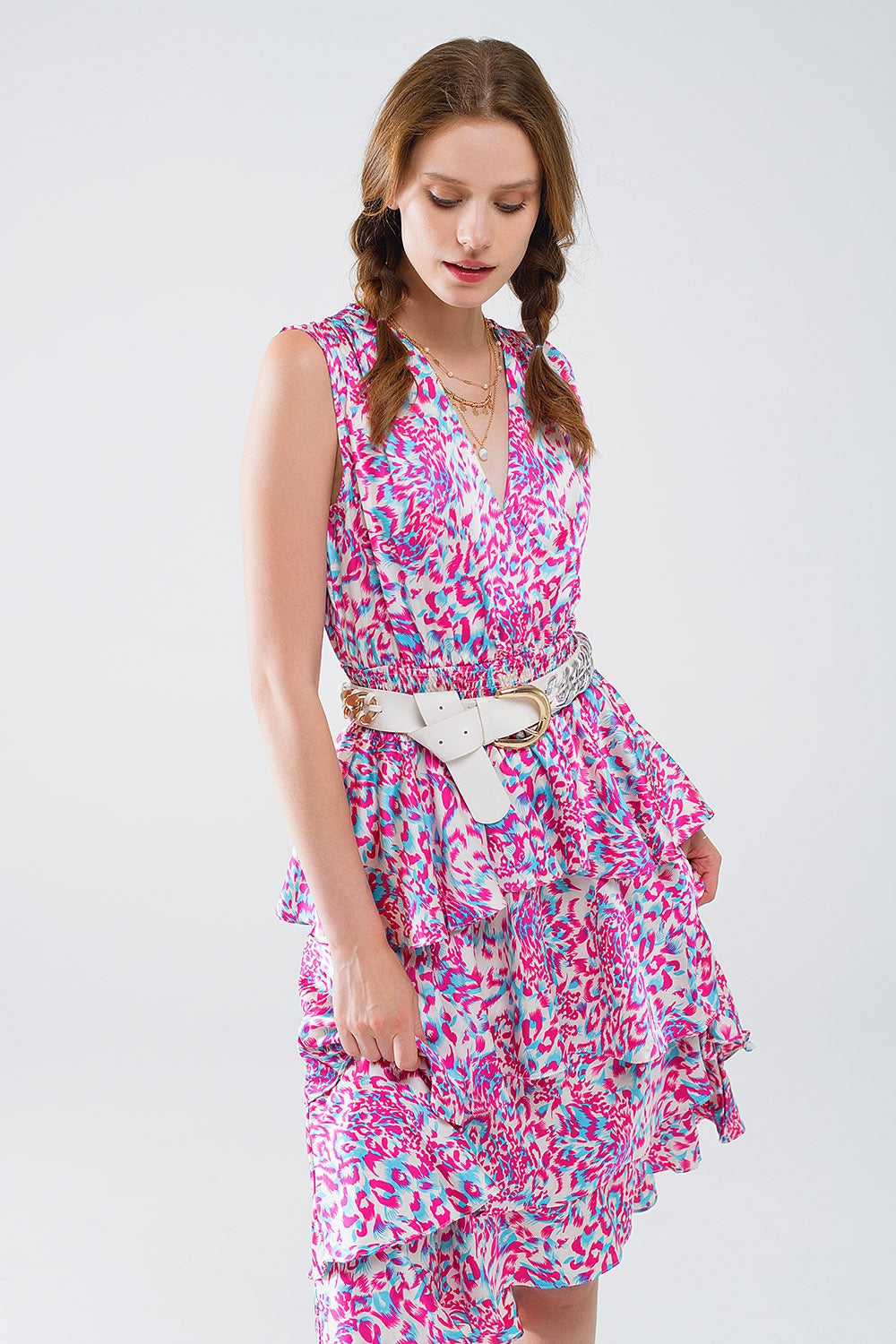 Vestido blanco midi fruncido con estampado animal multicolor Q2