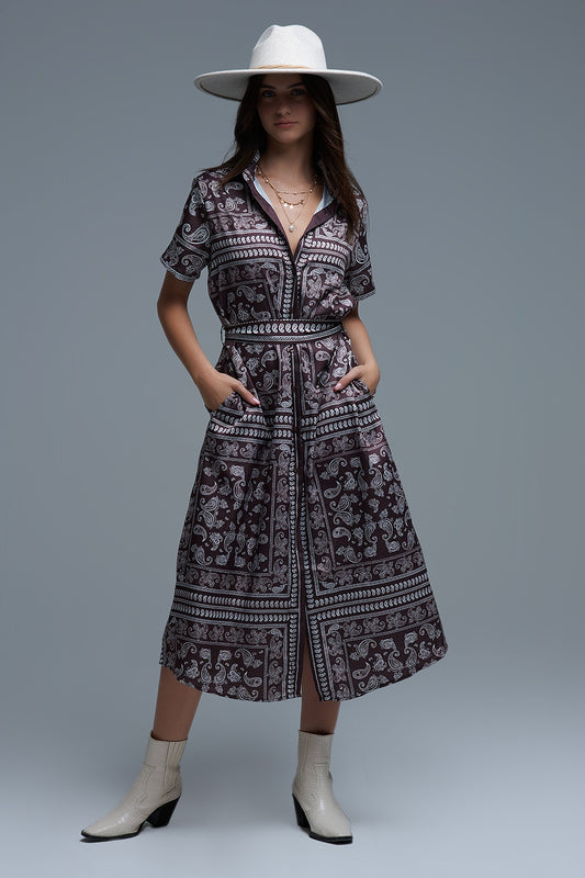 Q2 Vestido camisero de manga corta con estampado Paisley en marrón