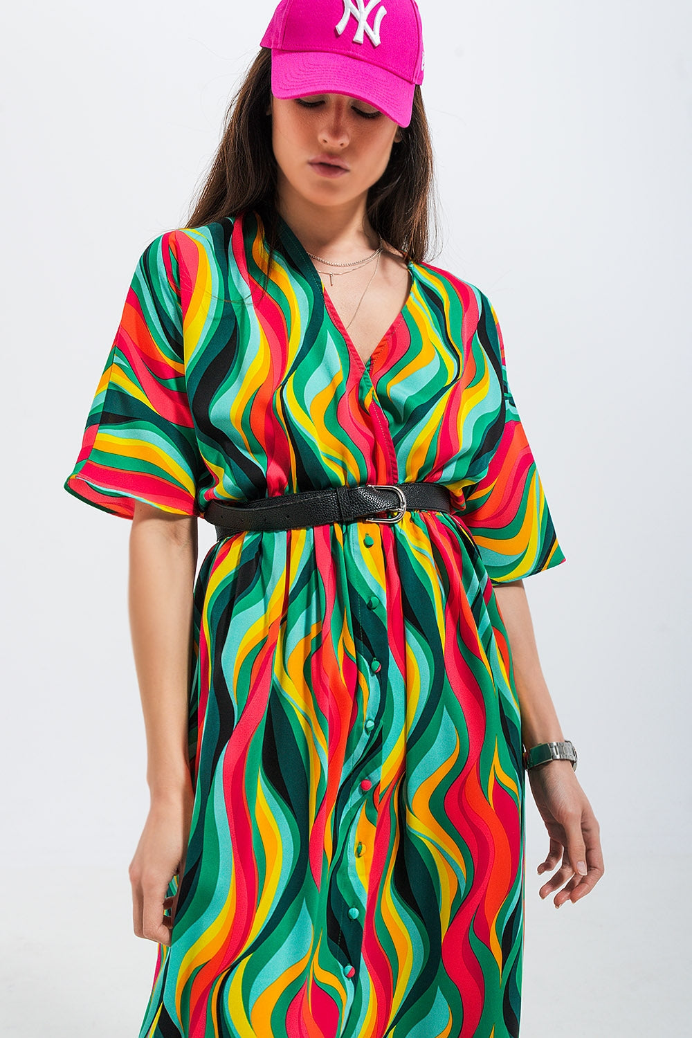 Vestido camisero verde con estampado abstracto de remolinos Q2