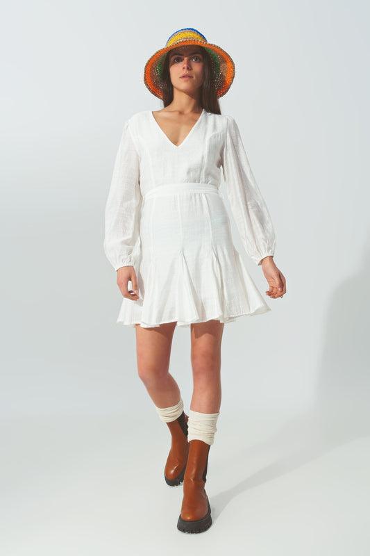 Q2 Vestido con Cuello en V con Volantes en Blanco