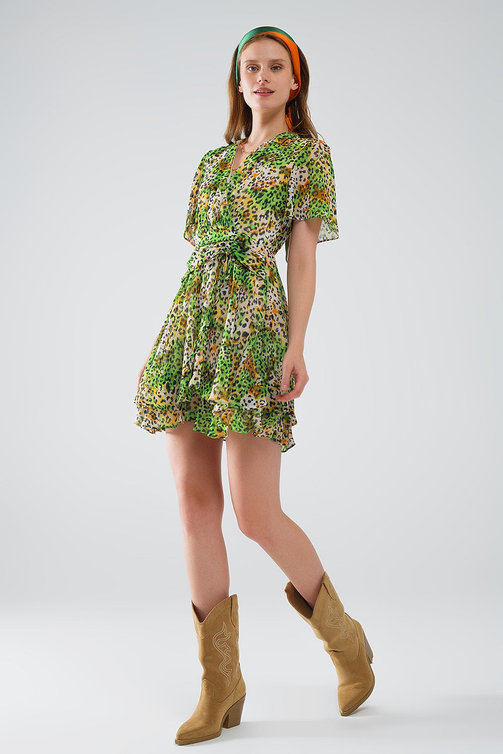 Vestido Corto Verde Multicolor Con Top Cruzado Con Estampado Animal Q2