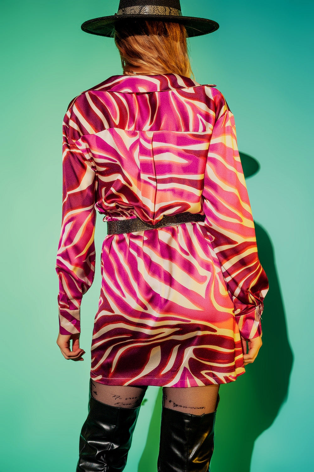 Vestido de fiesta con estampado de cebra en fucsia Q2
