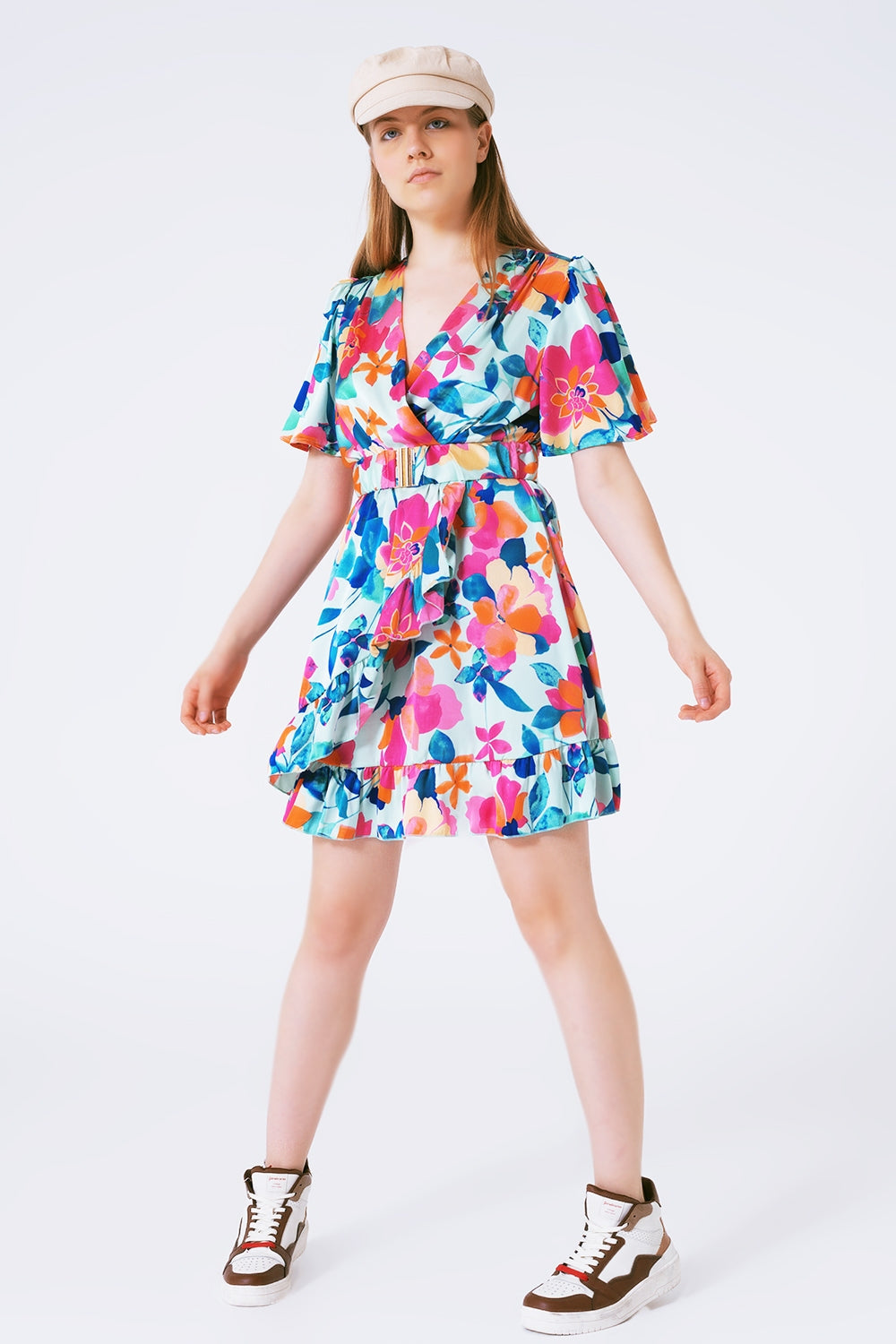 Vestido de raso suave estampado flores con cinturon Q2