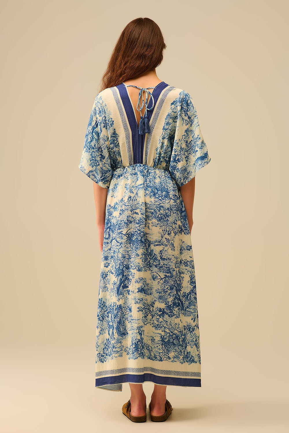 Vestido fluido con cuello en V y estampado Toile de Jouy Q2