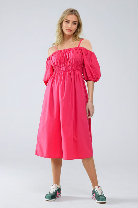 Q2 Vestido fuchsia midi de manga corta y tirantes