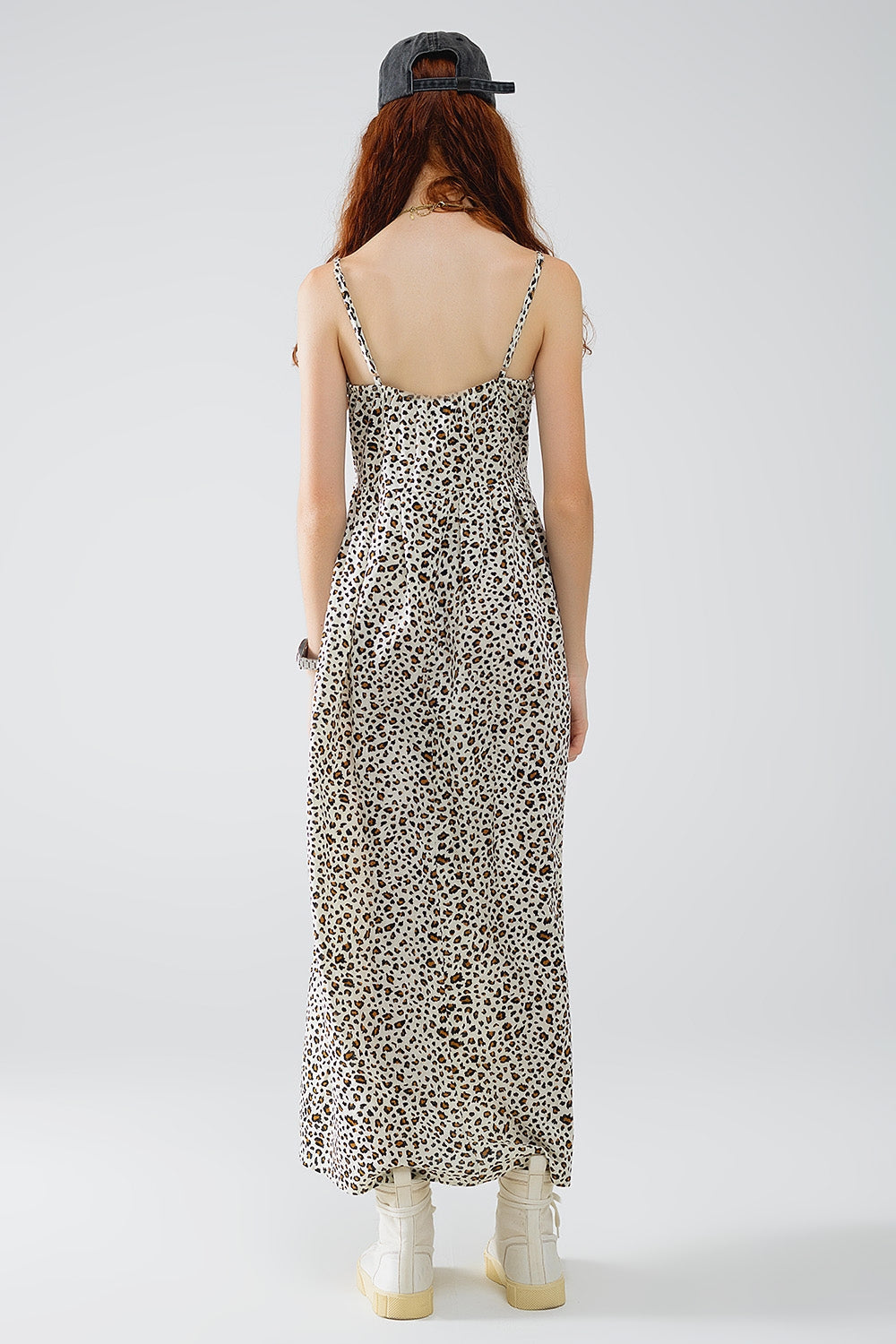 Vestido largo con estampado de leopardo y detalle de nudo Q2