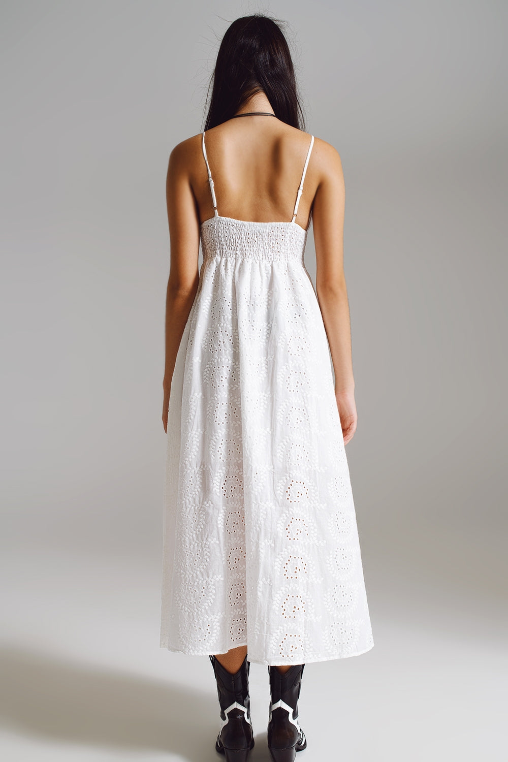 Vestido largo de crochet blanco con cintura ajustada Q2