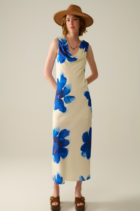 Q2 Vestido maxi azul sin mangas y con estampado floral