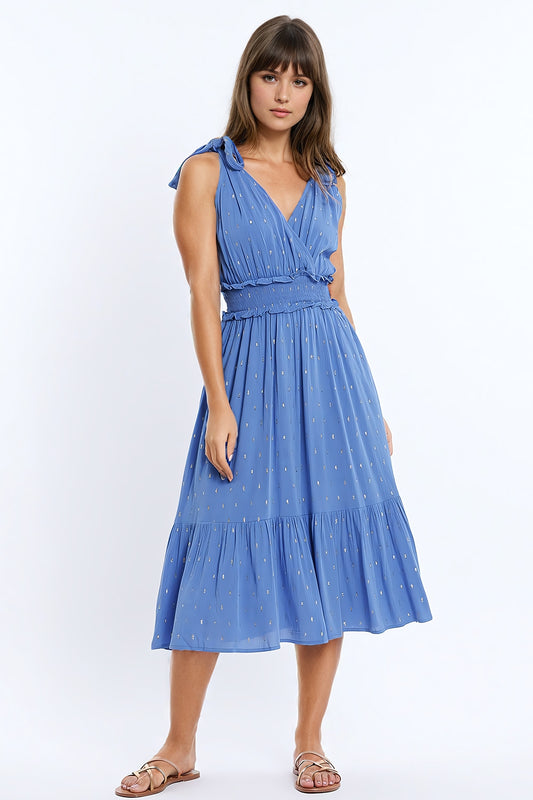 Q2 Vestido midi azul con detalle de smock en la cintura y lunares dorados