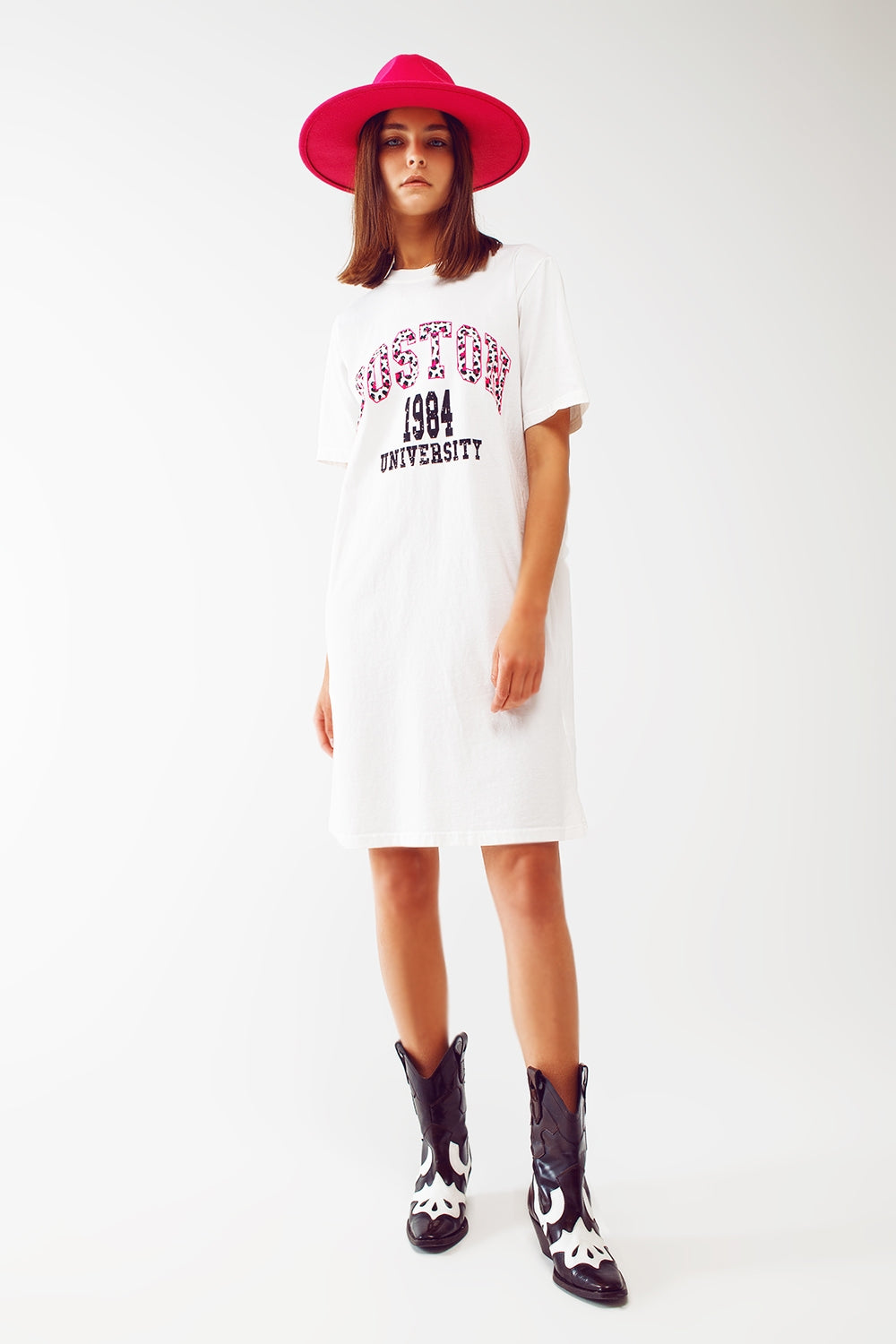 Vestido midi blanco estilo camiseta boston 1984 university Q2