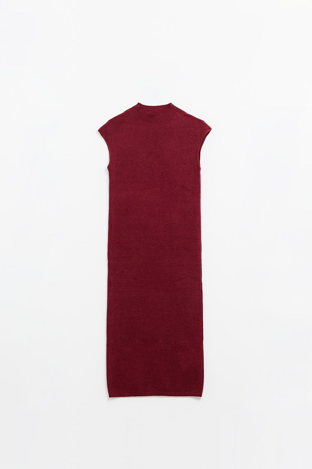 vestido midi burdeos ajustado sin mangas Q2