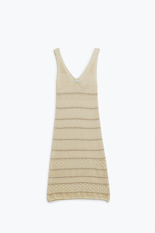 Q2 Vestido Midi Crema Sin Mangas Con Escote En V Y Diseño De Crochet