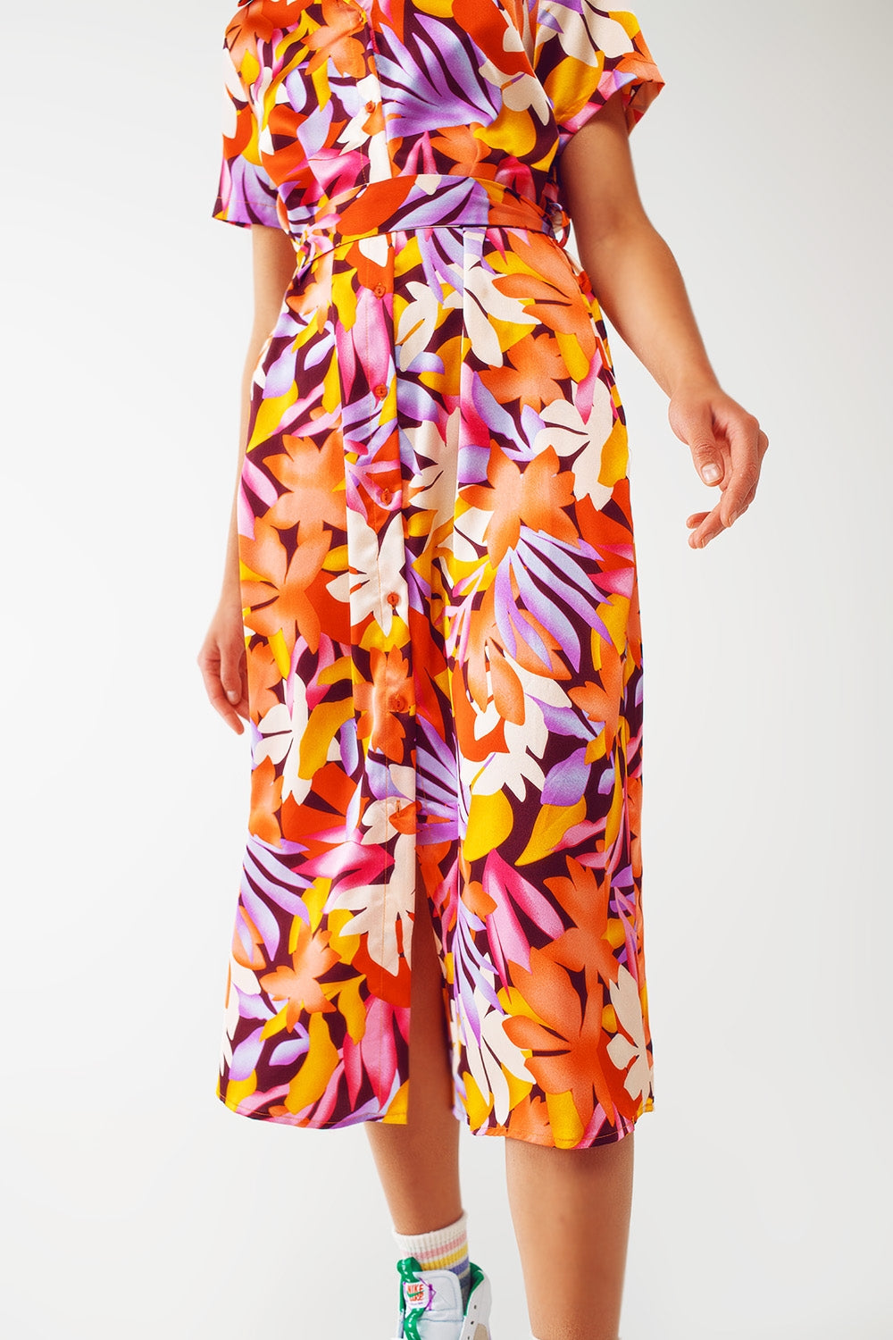 Vestido midi estampado floral en multicolor Q2