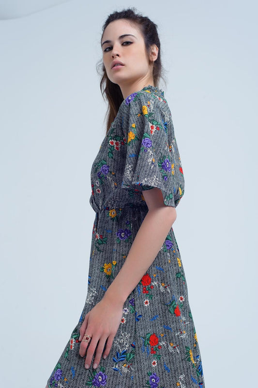 Q2 Vestido mini con abertura y flores de colores impresas