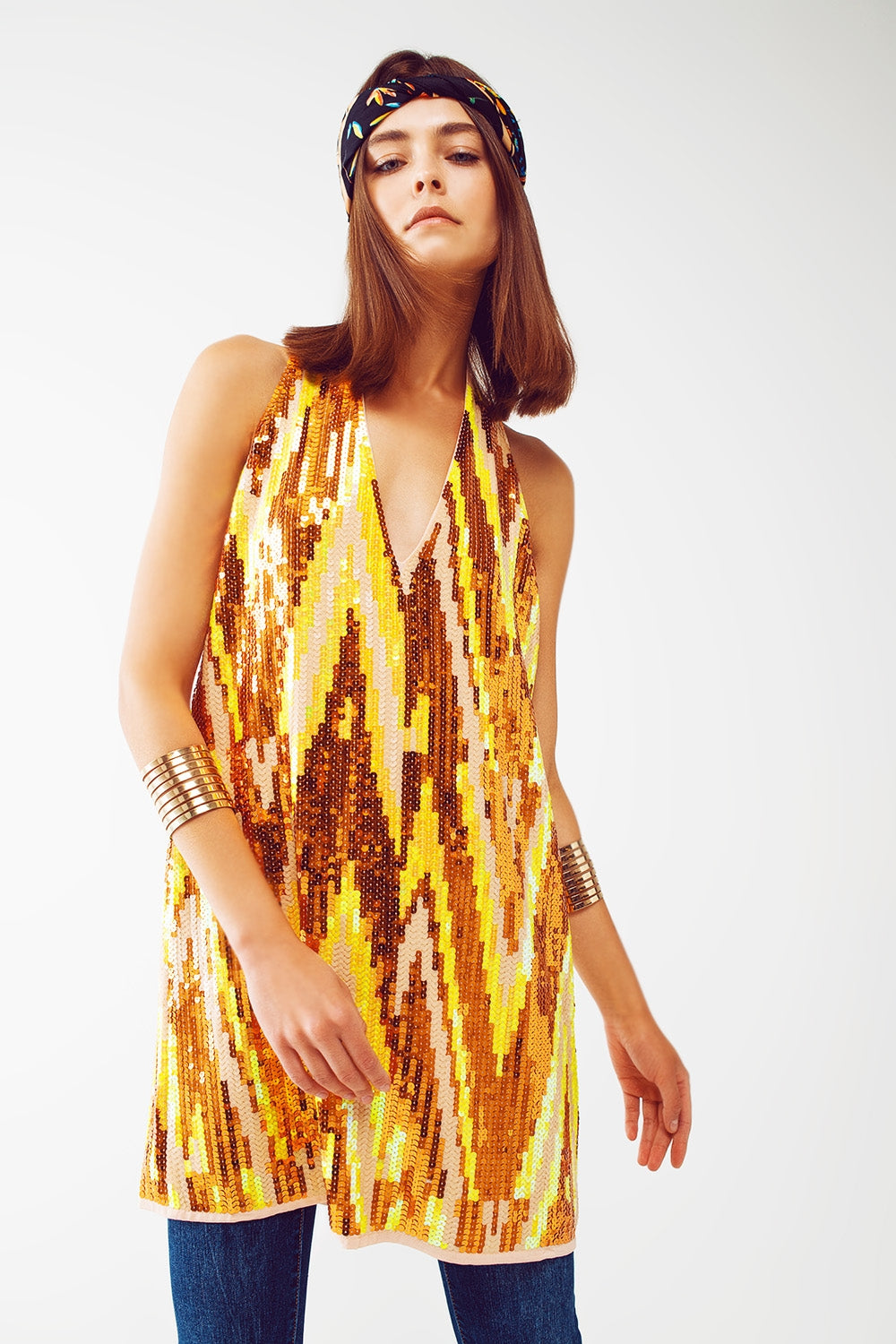 Vestido mini de fiesta con lentejuelas Q2