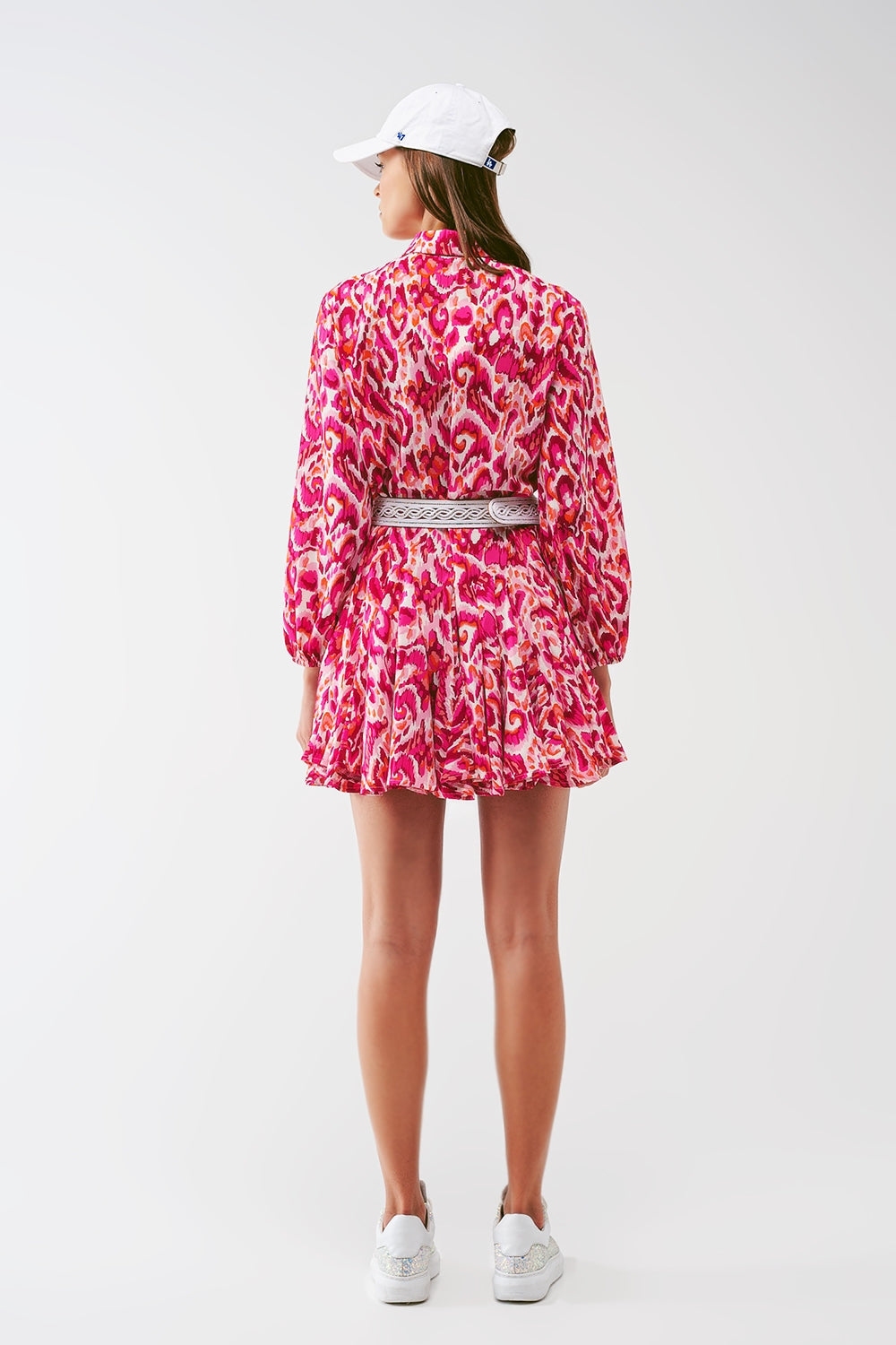 Vestido mini plisado de estampado floral en rosa Q2