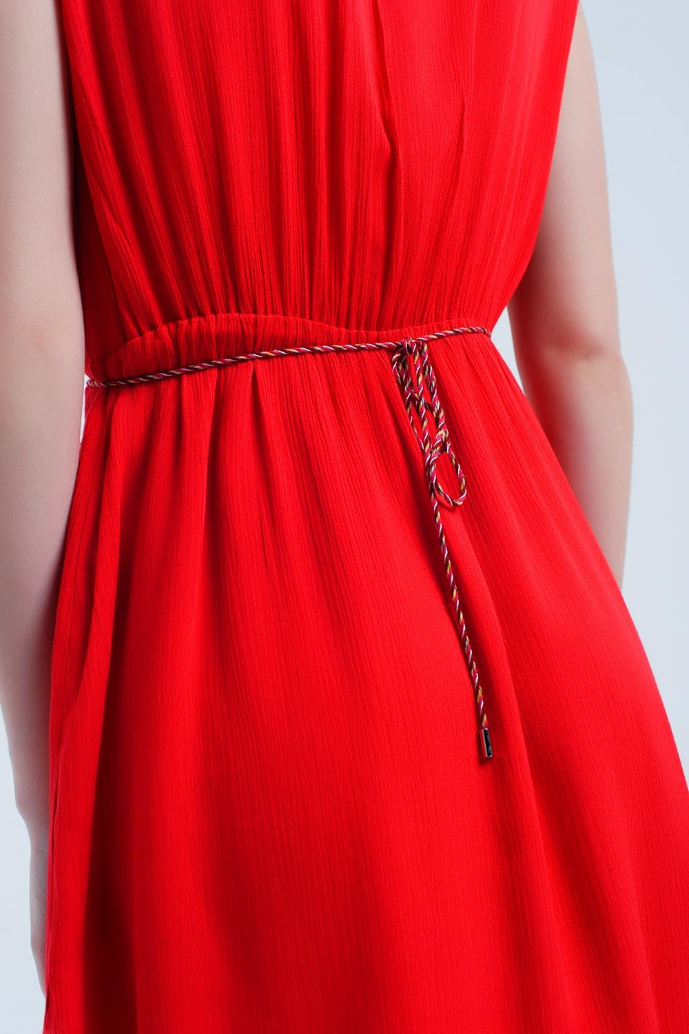 Vestido rojo mini con detalles bordados Q2