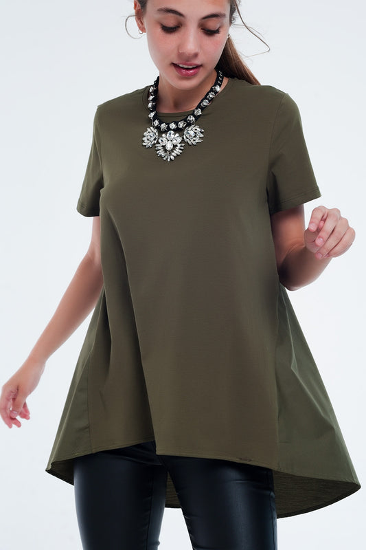 Q2 Vestido tipo camiseta en caqui