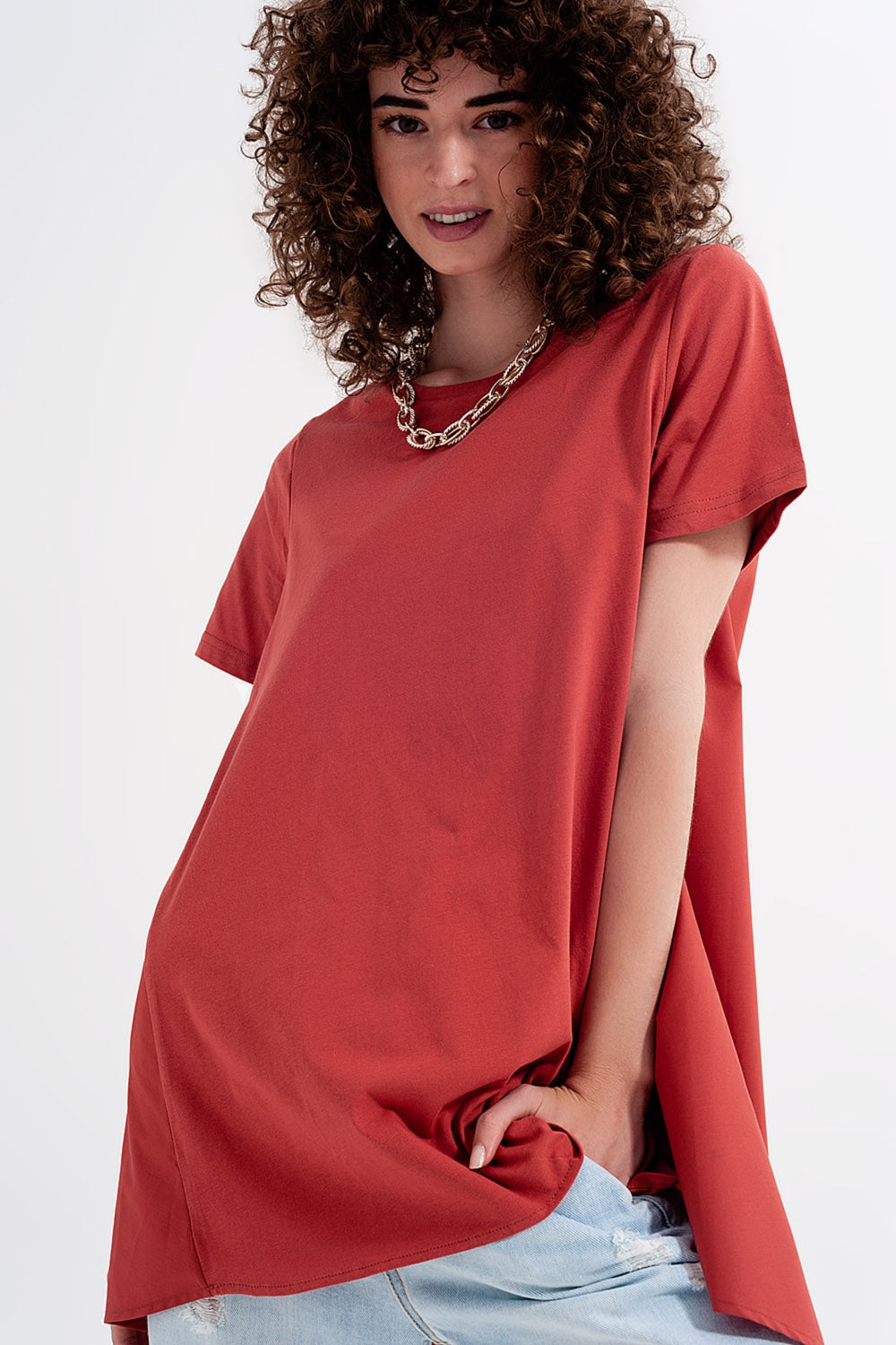 Vestido tipo camiseta en naranja Q2